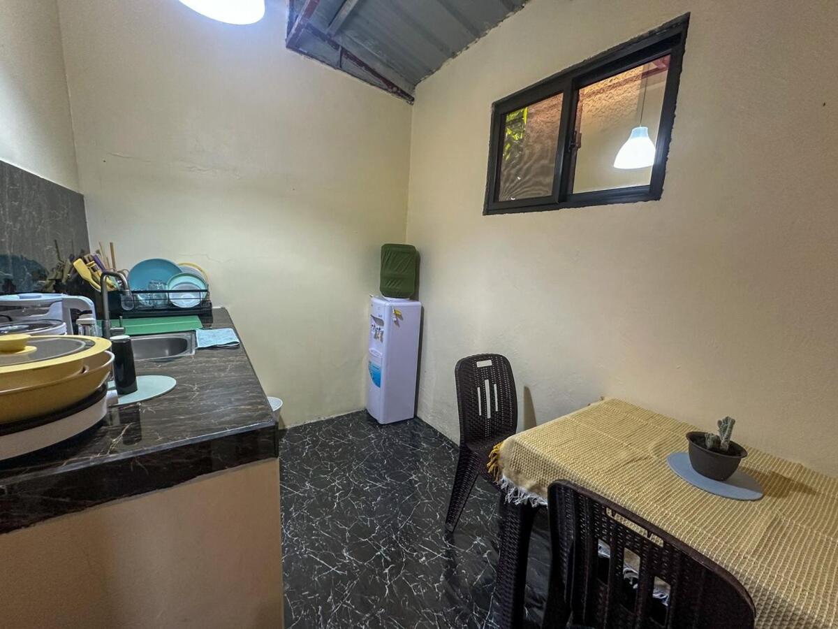 Stylish Studio Near Kabsat Surf Spots Urbiztondo San Juan Lu Apartment Luaran gambar