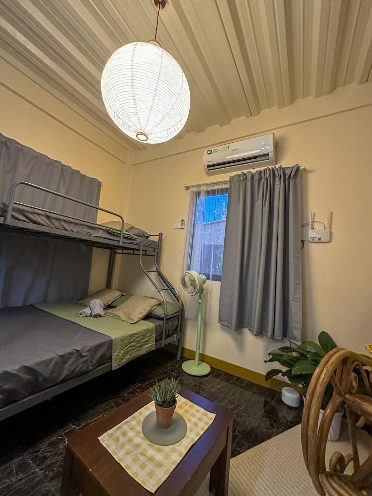 Stylish Studio Near Kabsat Surf Spots Urbiztondo San Juan Lu Apartment Luaran gambar