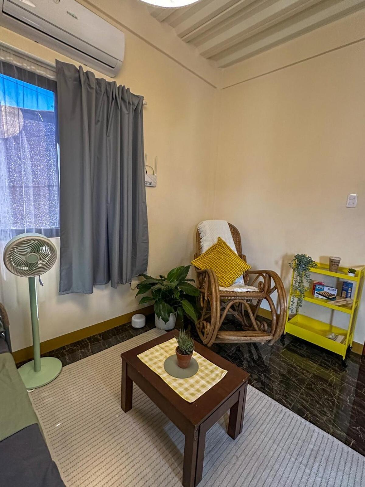 Stylish Studio Near Kabsat Surf Spots Urbiztondo San Juan Lu Apartment Luaran gambar