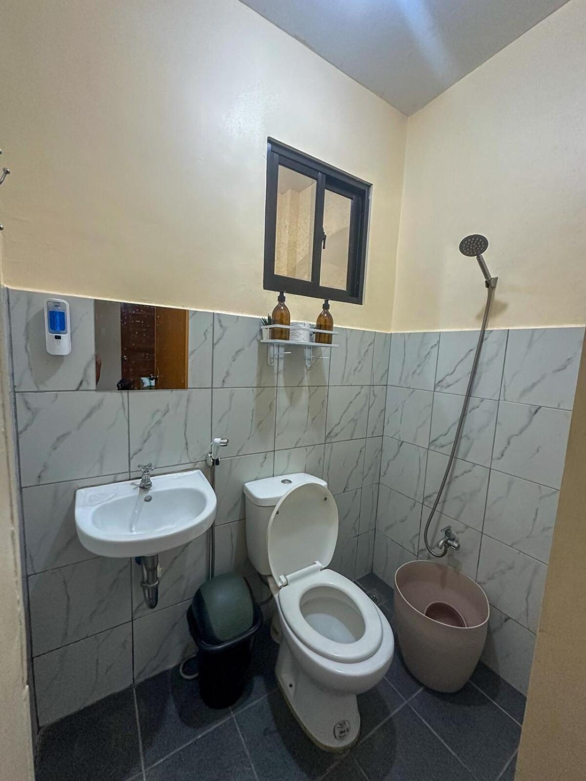 Stylish Studio Near Kabsat Surf Spots Urbiztondo San Juan Lu Apartment Luaran gambar